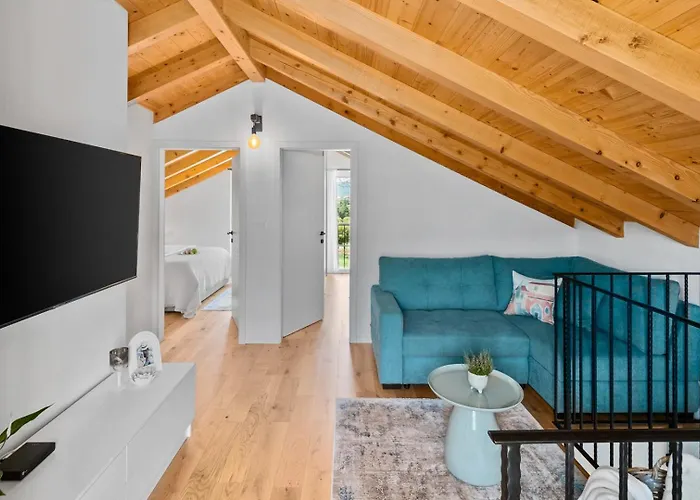 New 2-bedroom Providenca