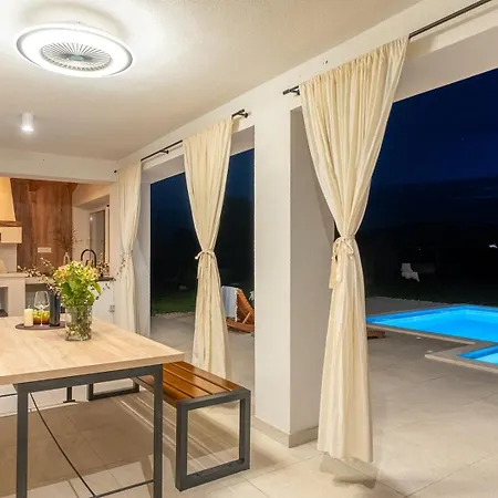 فيلة 2-bedroom Providenca *