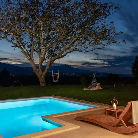 فيلة 2-bedroom Providenca Bajagic