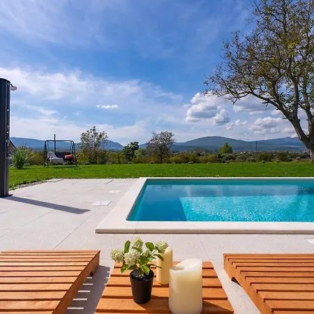 فيلة 2-bedroom Providenca Bajagic