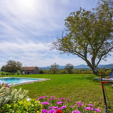 2-bedroom Providenca فيلة Bajagic