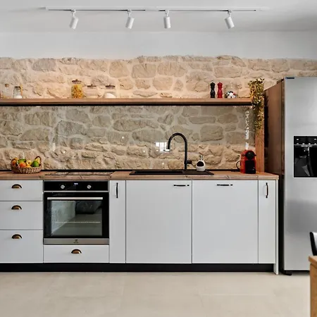 2-bedroom Providenca *